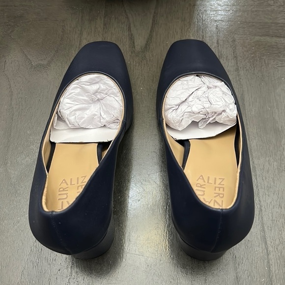 Naturalizer Warner Square Toe Pump French Navy (WIDE) - Picture 6 of 15